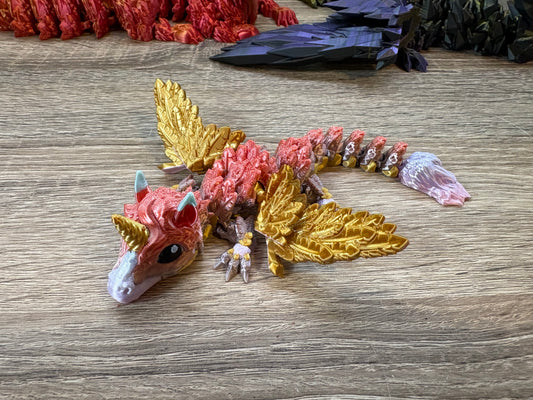Babydrachen, klein und beweglich, mehrfarbig