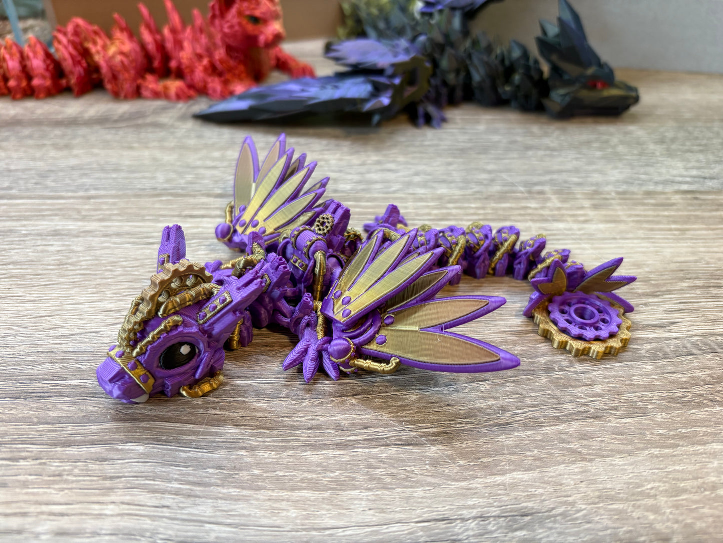 Babydrachen, klein und beweglich, mehrfarbig