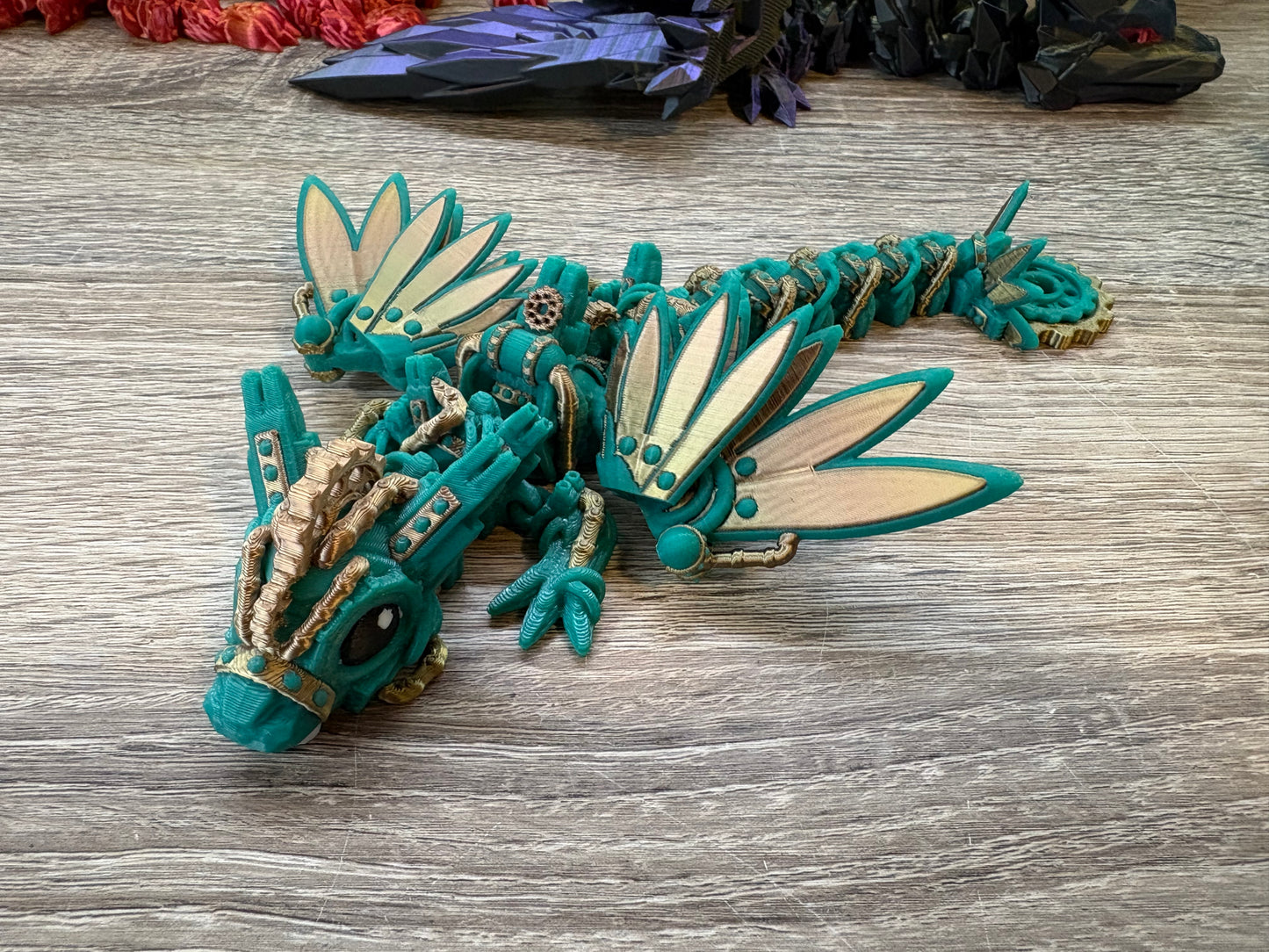 Babydrachen, klein und beweglich, mehrfarbig