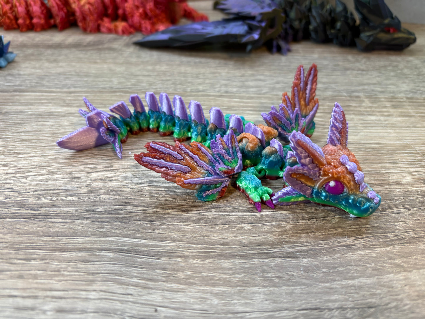 Babydrachen, klein und beweglich, mehrfarbig
