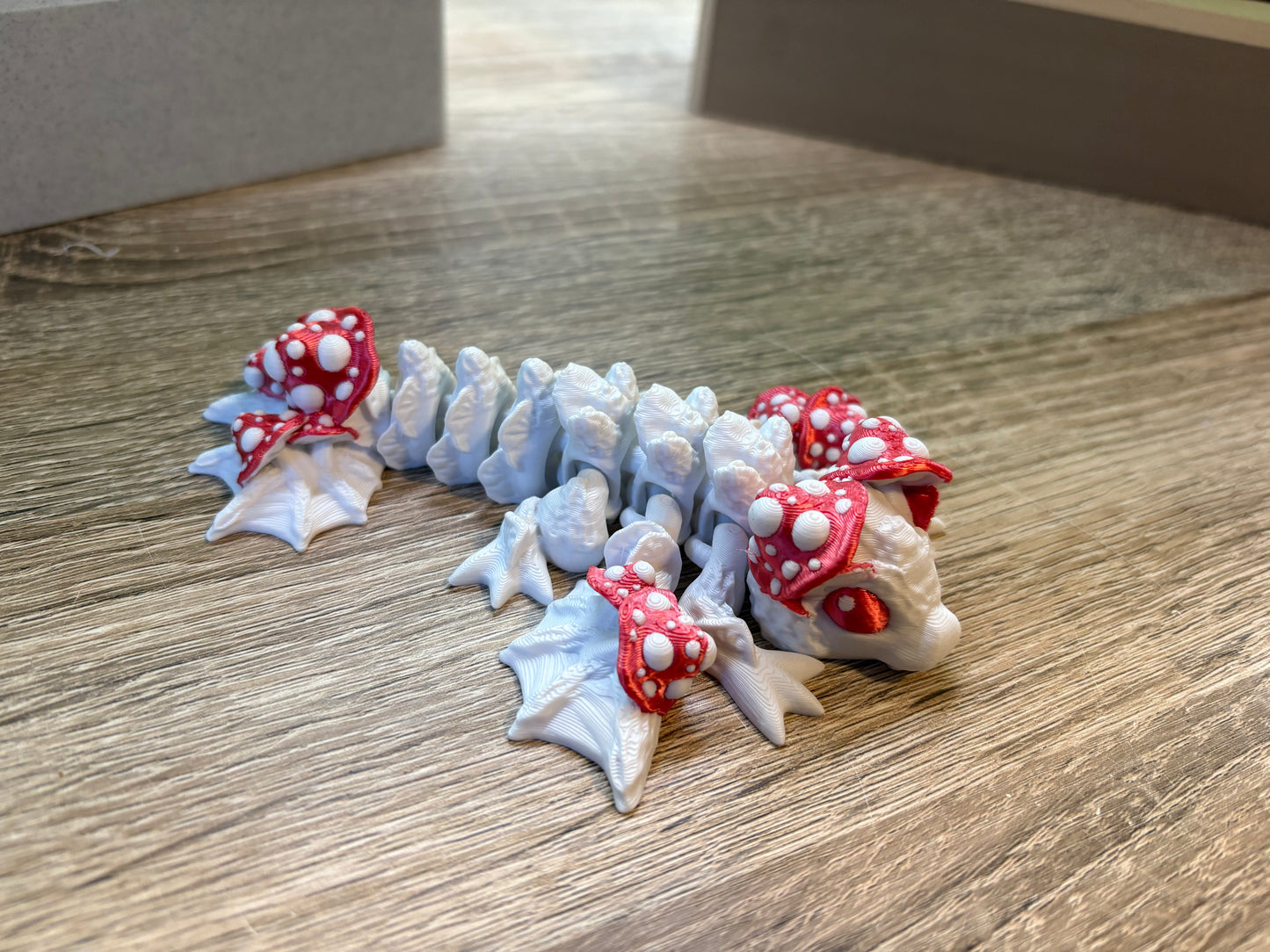 Babydrachen, klein und beweglich, mehrfarbig